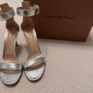 Giannvito Rossi Silver Heels